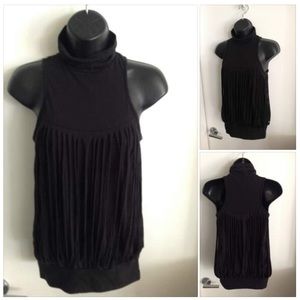 3/$25 WHAT'S HOT S black fringe tank
